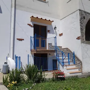 La Casa Nella Roccia Casa vacanze