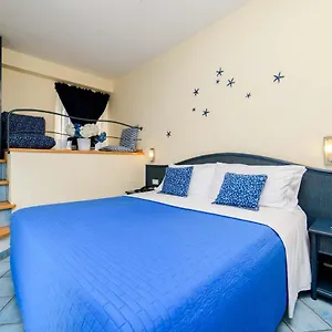 2* Hotel Sharon House